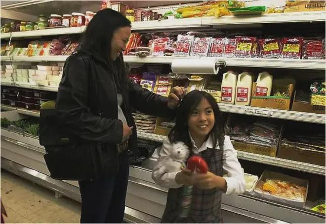娃大战”后来怎样了凯发中美夫妇“抢(图15)