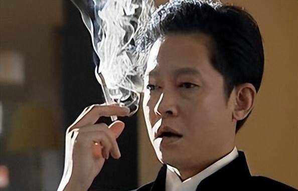 媒体封杀今58岁的王志文成配角且老到不敢认凯发app网站曾对女记者吐口香糖遭30家(图3)